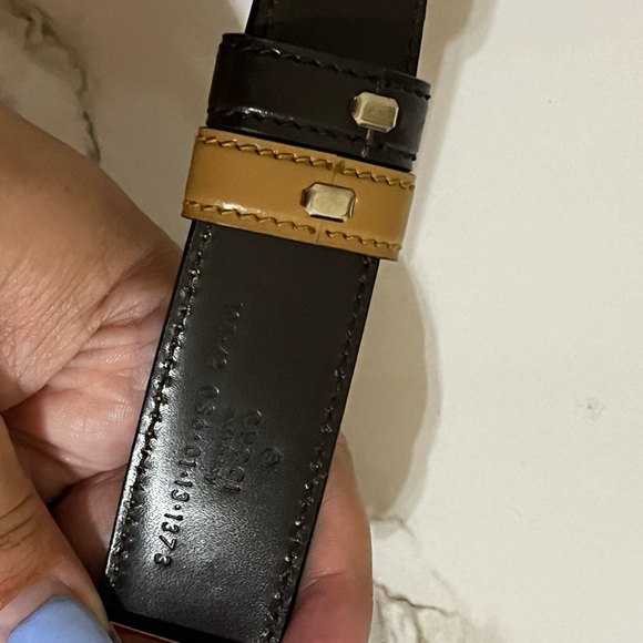 Gucci Reversible Men’s Belt, Black & Tan, Leather 45” long closure to end of tip - Picture 7 of 13